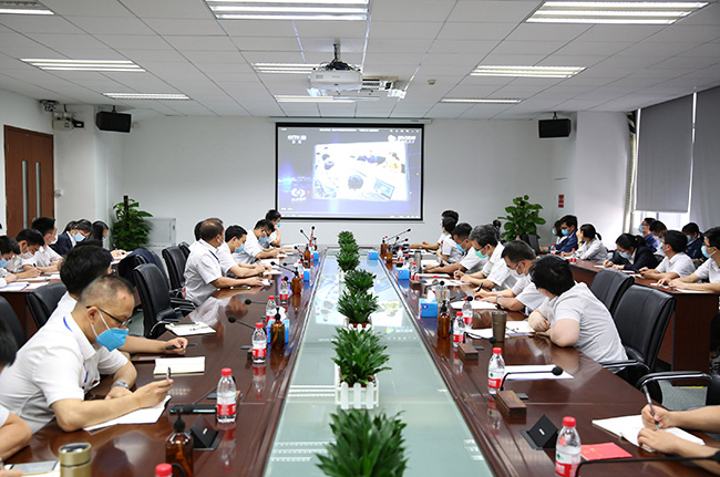 主题党日丨加强和规范党内政治生活，从严治党助推公司高质量发展